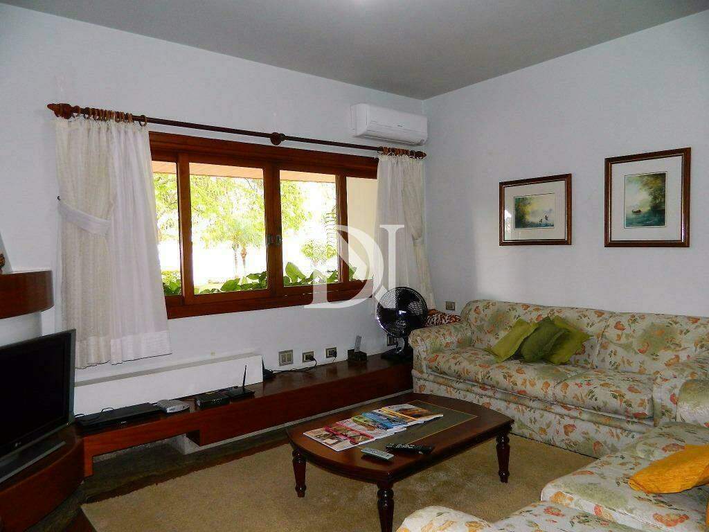 Casa em condomínio à venda no Residencial São José: 