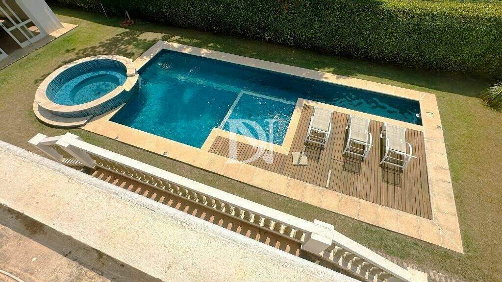Casa em condomínio à venda no Condomínio Monte Belo: 