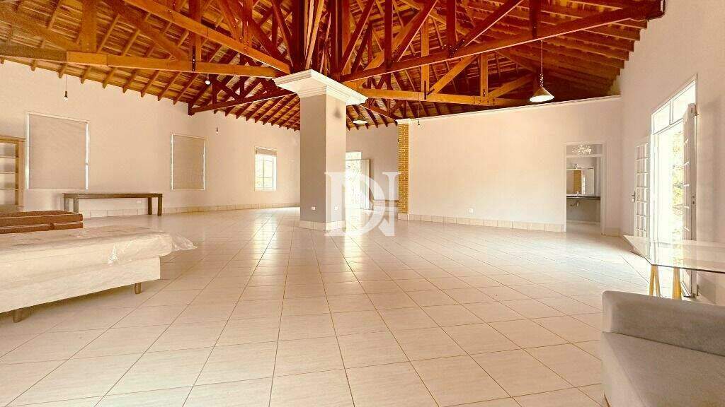 Casa em condomínio à venda no Condomínio Monte Belo: 