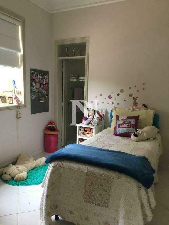 Casa em condomínio à venda no Condomínio Monte Belo: 