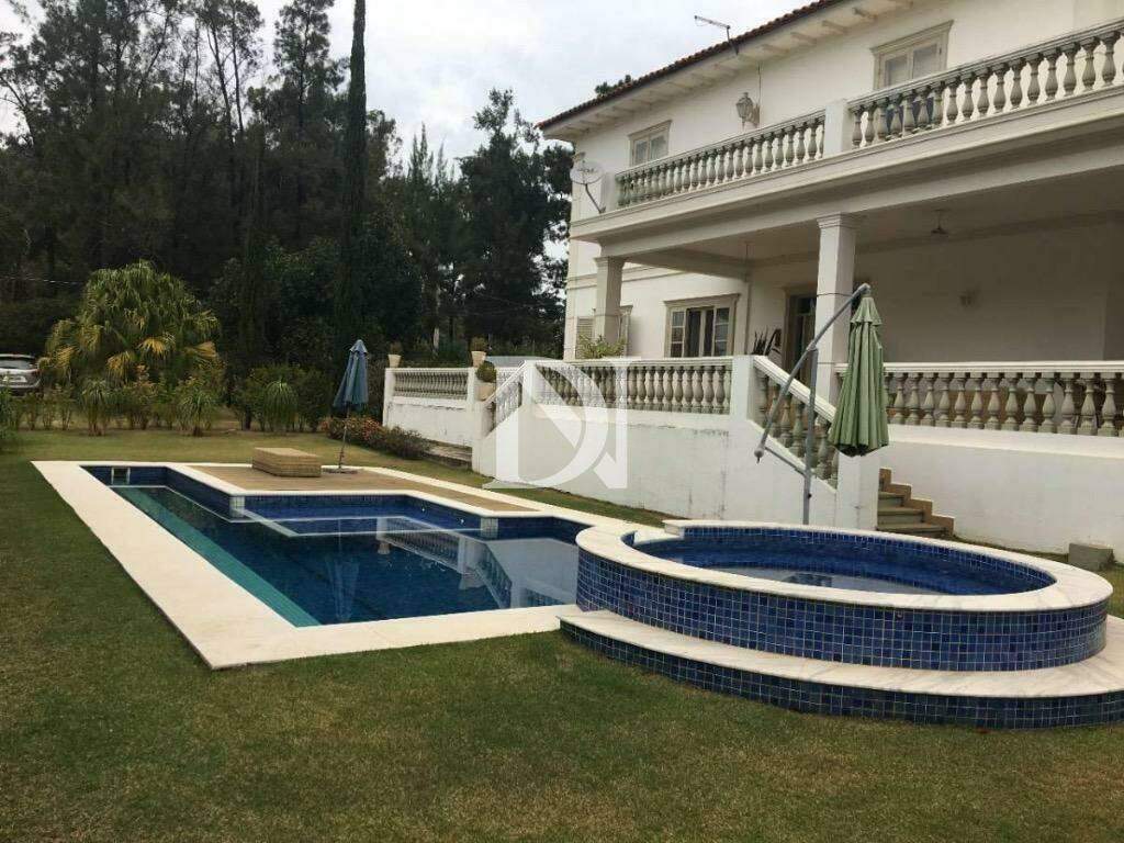 Casa em condomínio à venda no Condomínio Monte Belo: 