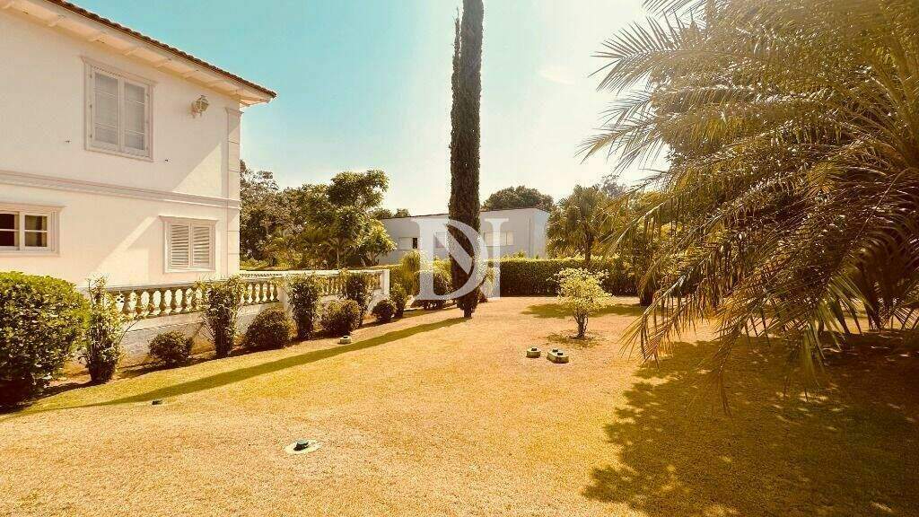 Casa em condomínio à venda no Condomínio Monte Belo: 