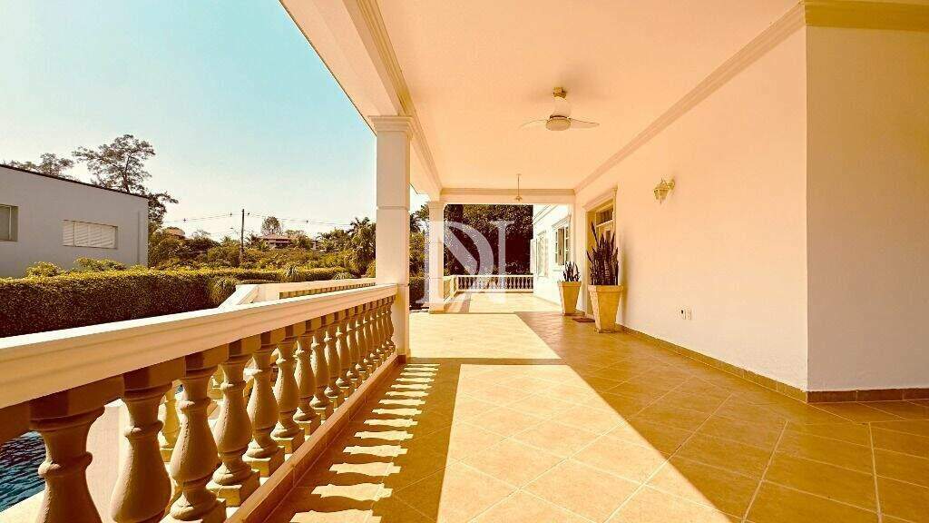 Casa em condomínio à venda no Condomínio Monte Belo: 