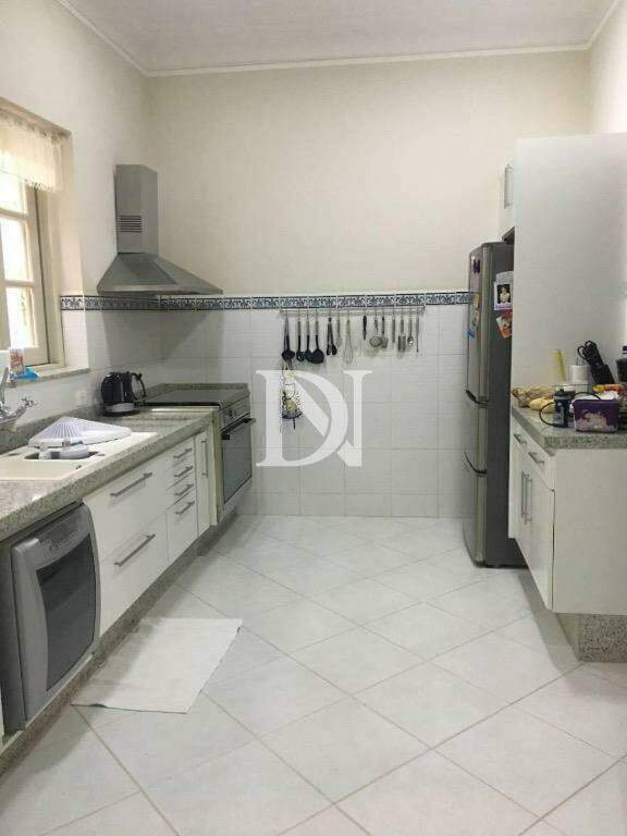 Casa em condomínio à venda no Condomínio Monte Belo: 