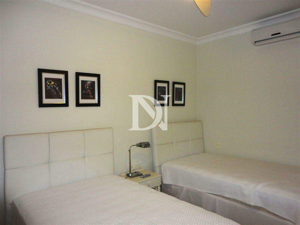 Casa em condomínio à venda no Residencial São José: 