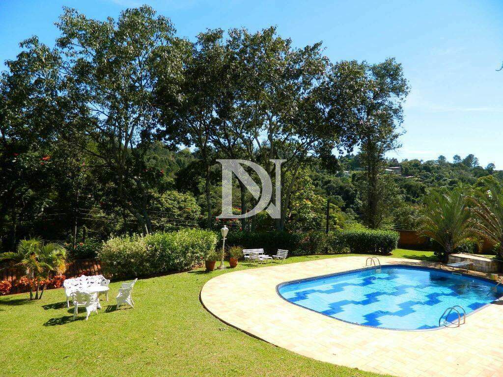 Casa em condomínio à venda no Pinheirinho: 