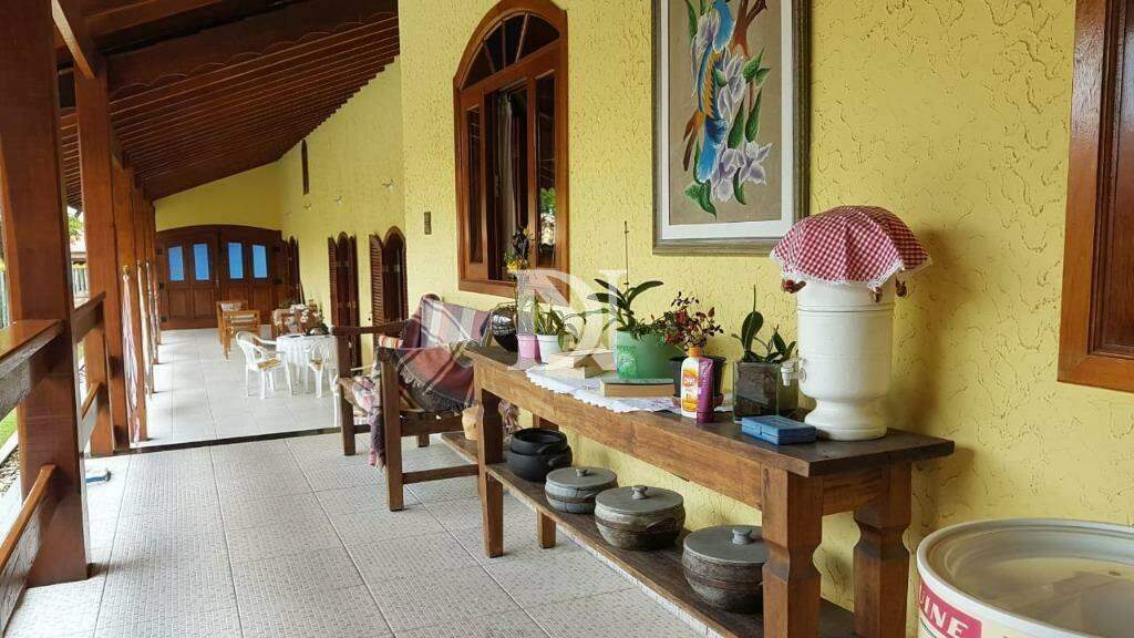 Casa em condomínio à venda no Condomínio Campos de Santo Antônio: 
