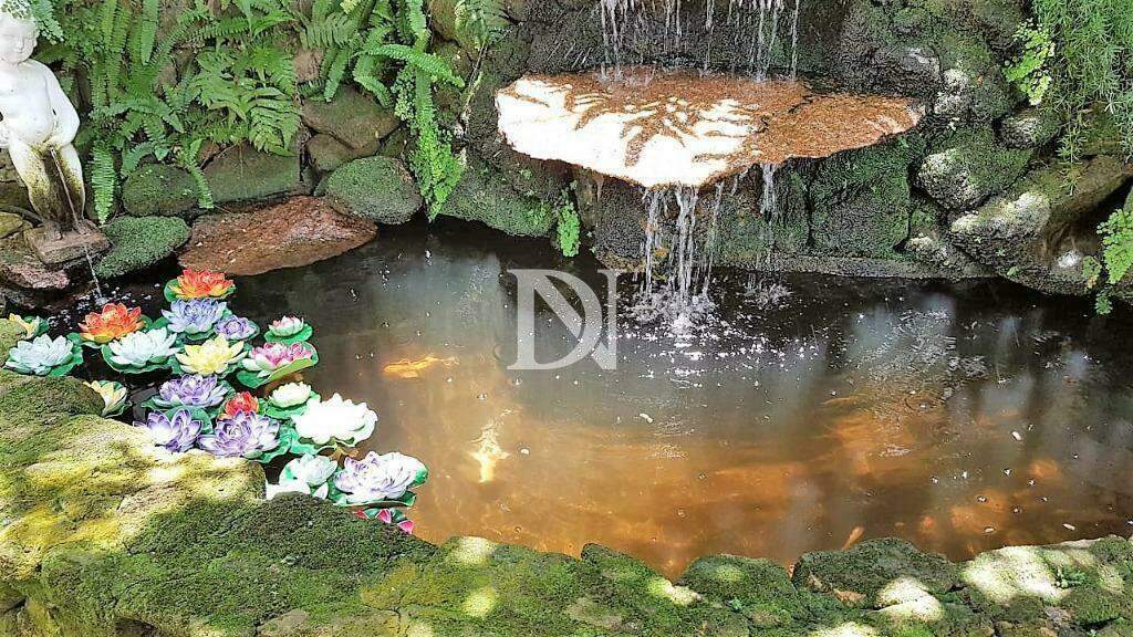 Casa em condomínio à venda no Condomínio Campos de Santo Antônio: 
