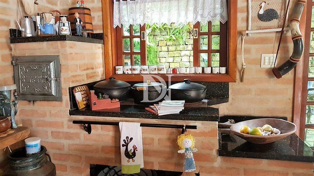 Casa em condomínio à venda no Condomínio Campos de Santo Antônio: 