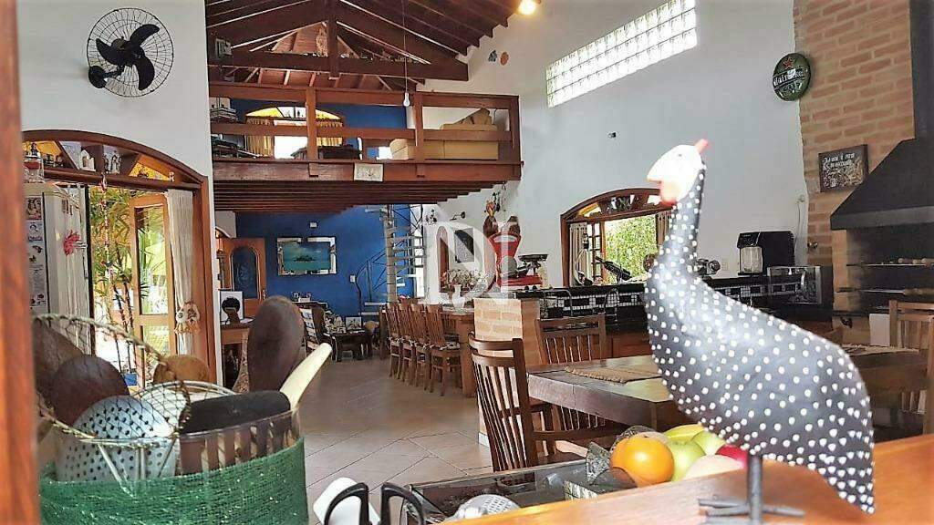 Casa em condomínio à venda no Condomínio Campos de Santo Antônio: 