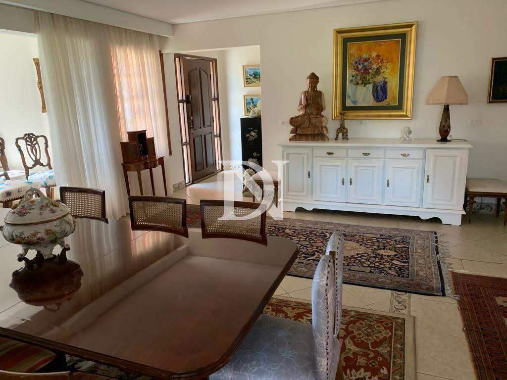 Casa em condomínio à venda no Condomínio Monte Belo: 