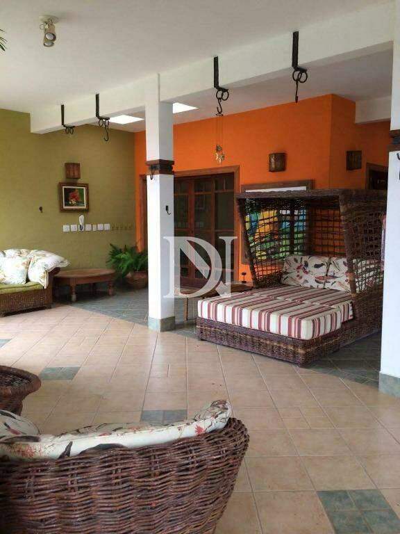 Casa em condomínio à venda no Condomínio Monte Belo: 
