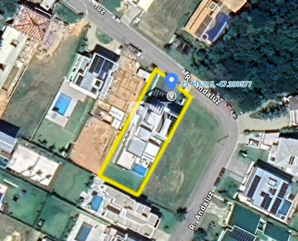 Casa em condomínio à venda no Kurumin: 