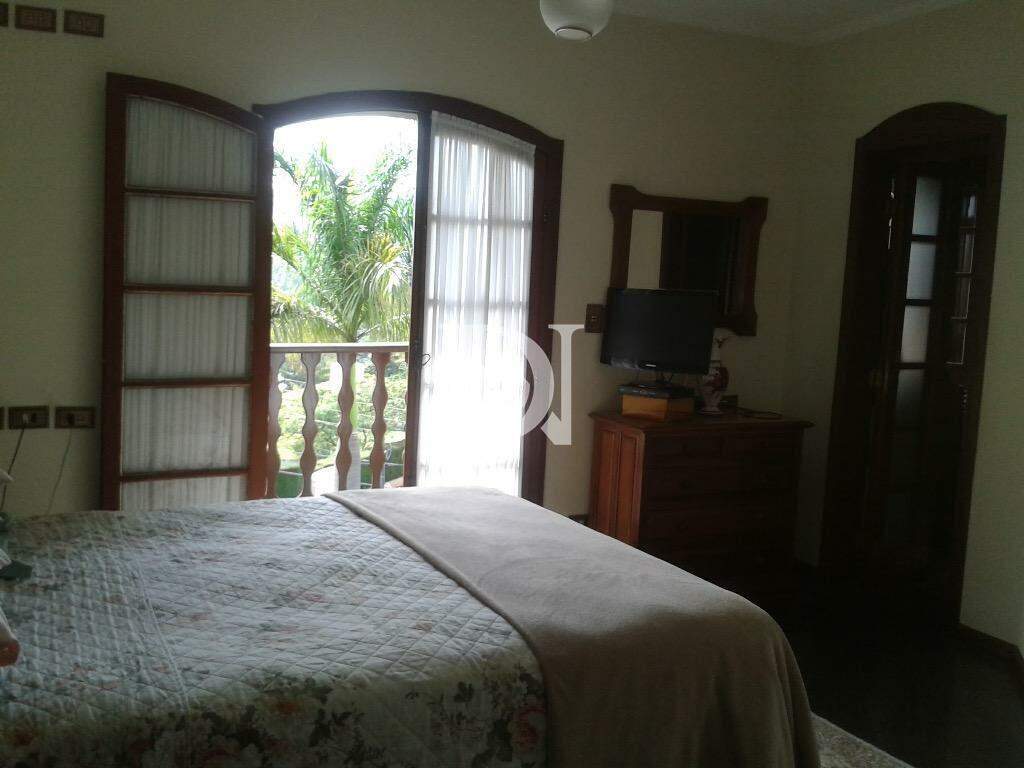 Casa em condomínio à venda no Condomínio Campos de Santo Antônio: 