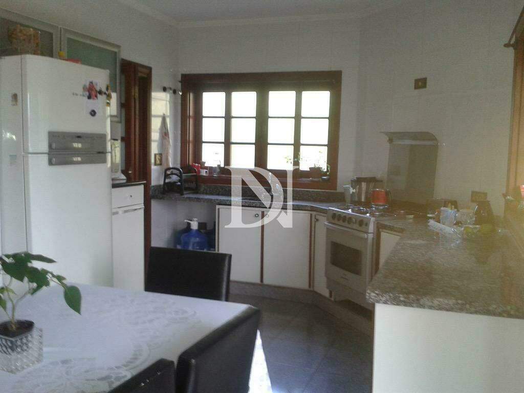 Casa em condomínio à venda no Condomínio Campos de Santo Antônio: 