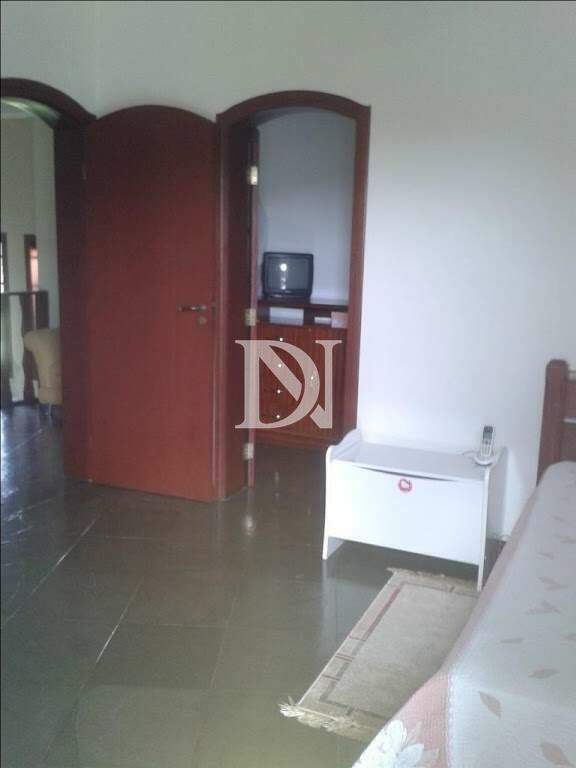 Casa em condomínio à venda no Condomínio Campos de Santo Antônio: 