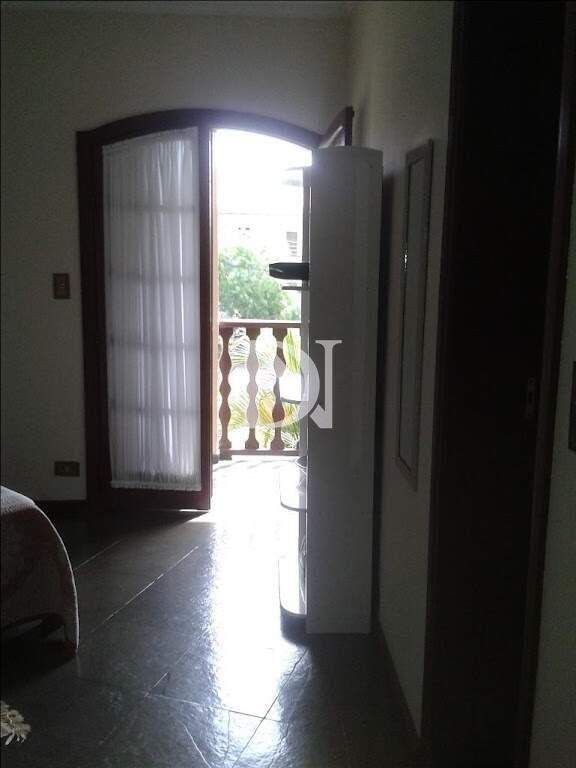 Casa em condomínio à venda no Condomínio Campos de Santo Antônio: 