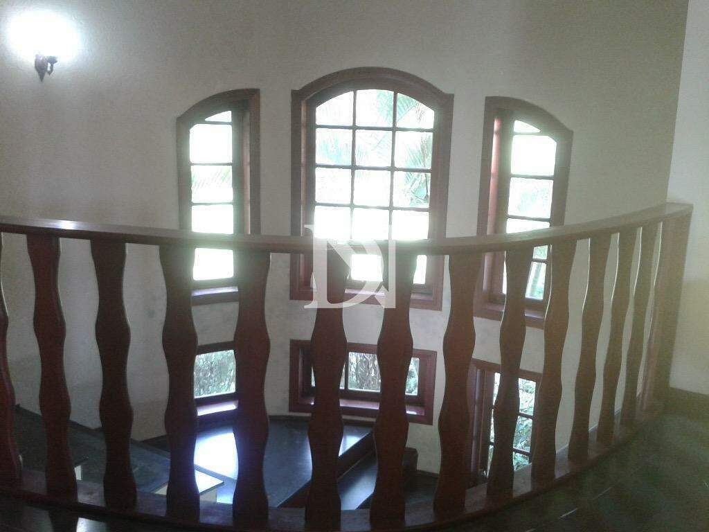 Casa em condomínio à venda no Condomínio Campos de Santo Antônio: 
