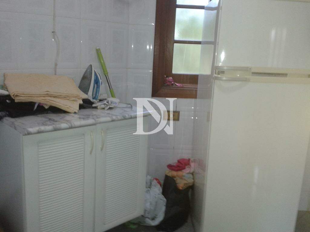 Casa em condomínio à venda no Condomínio Campos de Santo Antônio: 