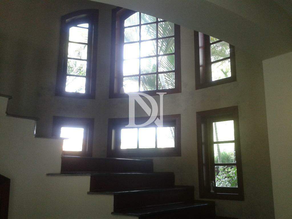 Casa em condomínio à venda no Condomínio Campos de Santo Antônio: 