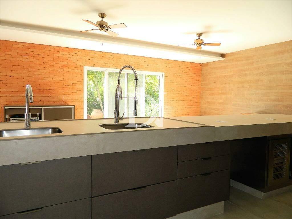 Casa em condomínio à venda no Residencial São José: 