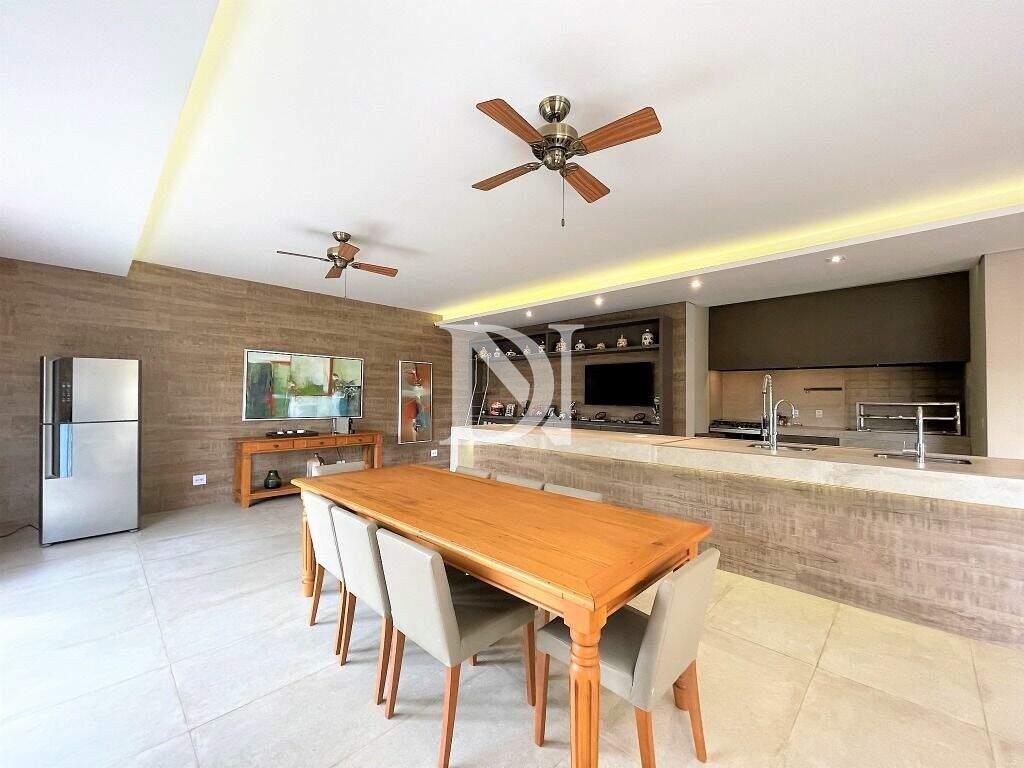 Casa em condomínio à venda no Residencial São José: 