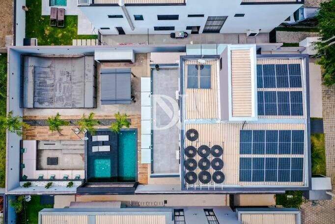 Casa em condomínio à venda no Jardim Buru: 