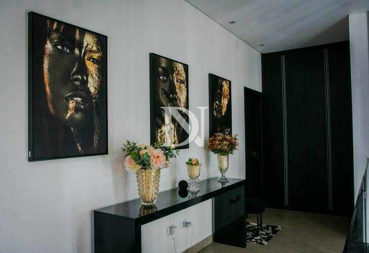 Casa em condomínio à venda no Jardim Buru: 