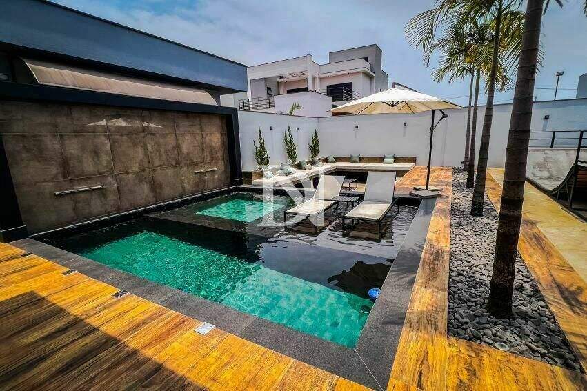 Casa em condomínio à venda no Jardim Buru: 