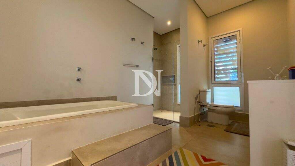 Casa em condomínio à venda no Condomínio Terras de São José II: 