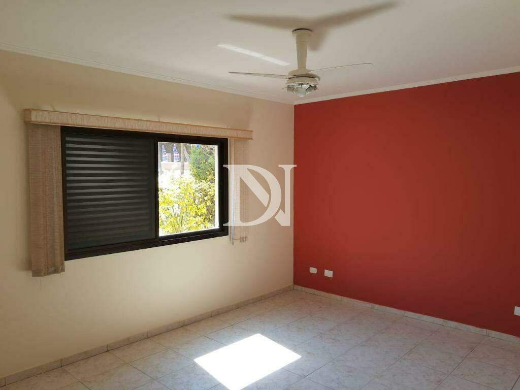 Casa em condomínio à venda no Condomínio Monte Belo: 