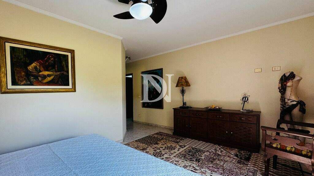Casa em condomínio à venda no Condomínio Monte Belo: 