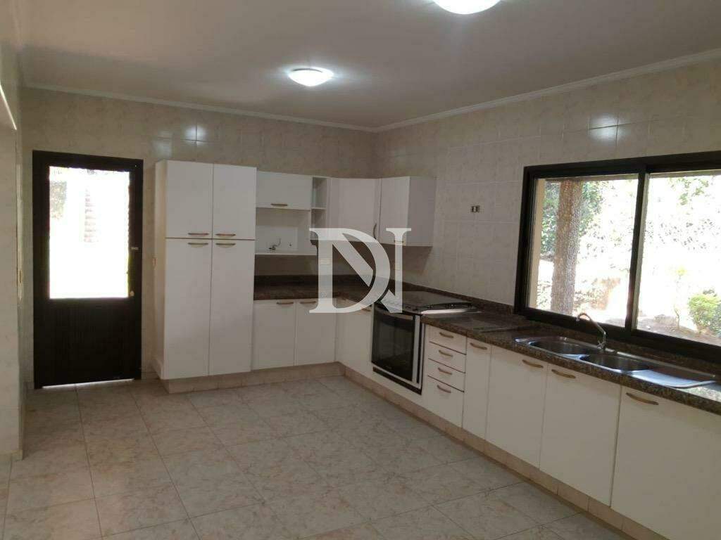 Casa em condomínio à venda no Condomínio Monte Belo: 
