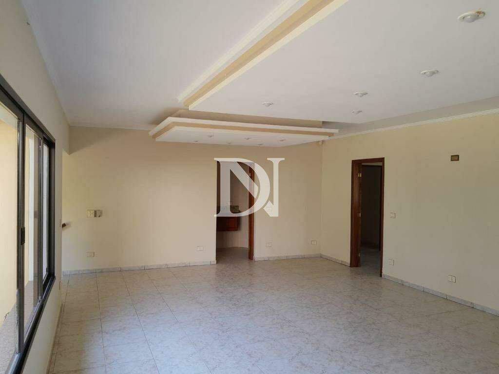 Casa em condomínio à venda no Condomínio Monte Belo: 
