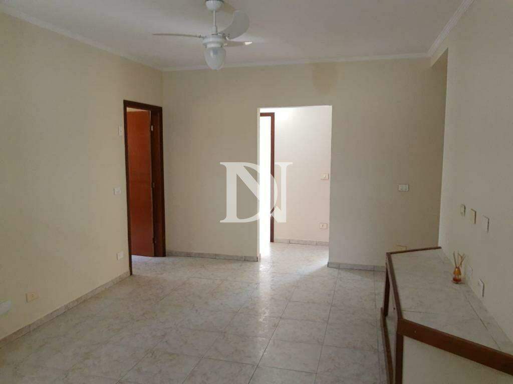 Casa em condomínio à venda no Condomínio Monte Belo: 