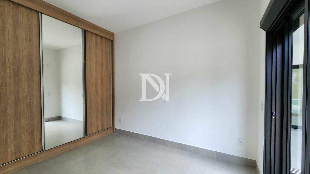 Casa em condomínio à venda no Condomínio Campos de Santo Antônio: 