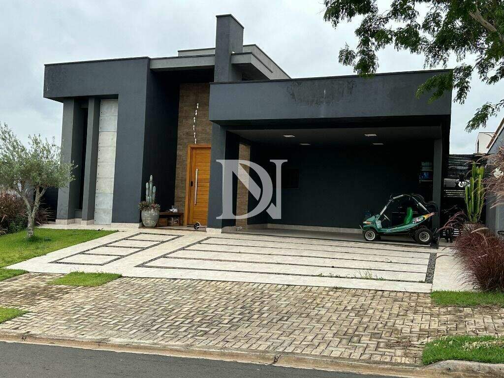 Casa em condomínio à venda no Jardim Buru: 