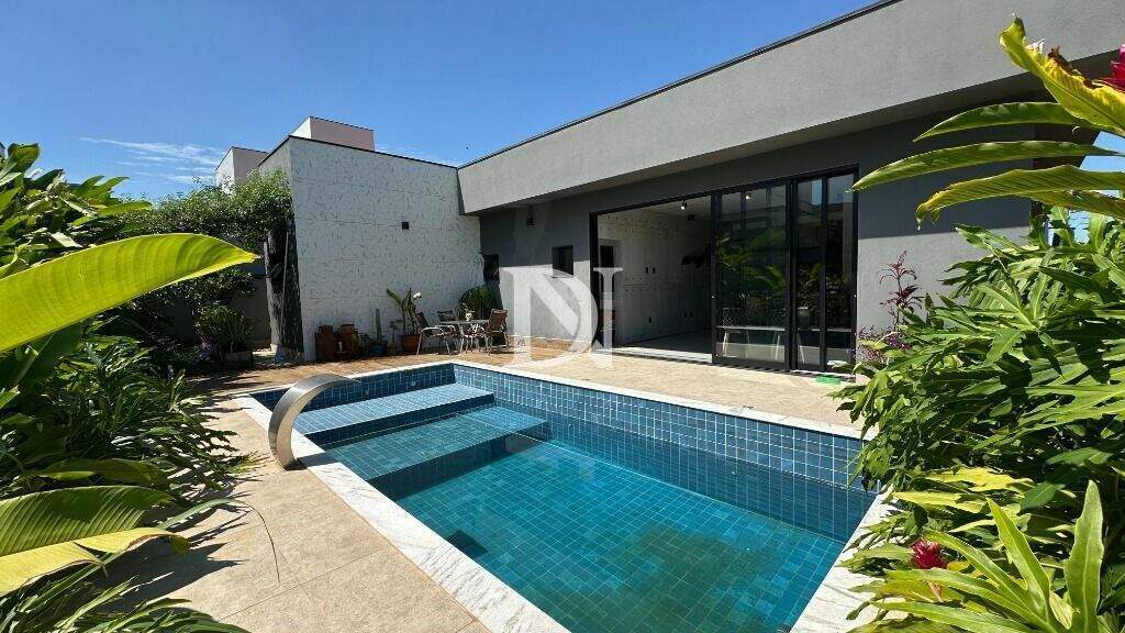 Casa em condomínio à venda no Jardim Buru: 