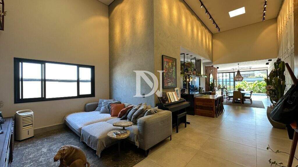 Casa em condomínio à venda no Jardim Buru: 