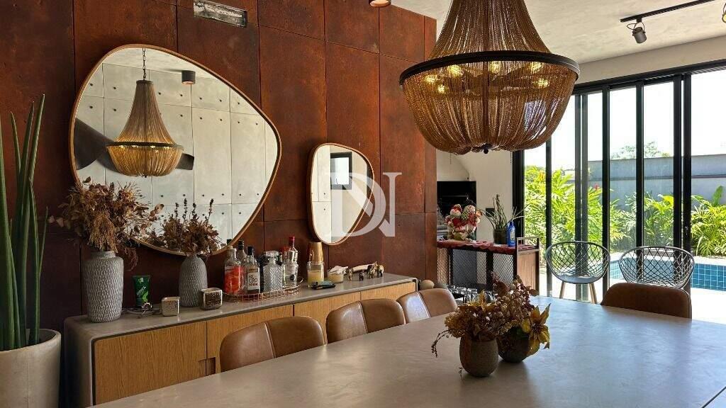 Casa em condomínio à venda no Jardim Buru: 