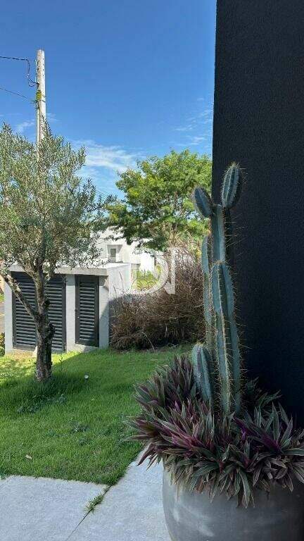 Casa em condomínio à venda no Jardim Buru: 