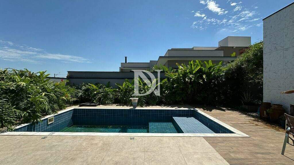 Casa em condomínio à venda no Jardim Buru: 