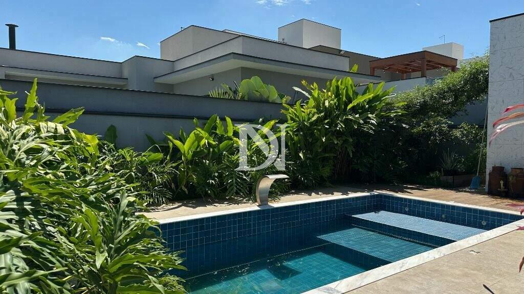 Casa em condomínio à venda no Jardim Buru: 