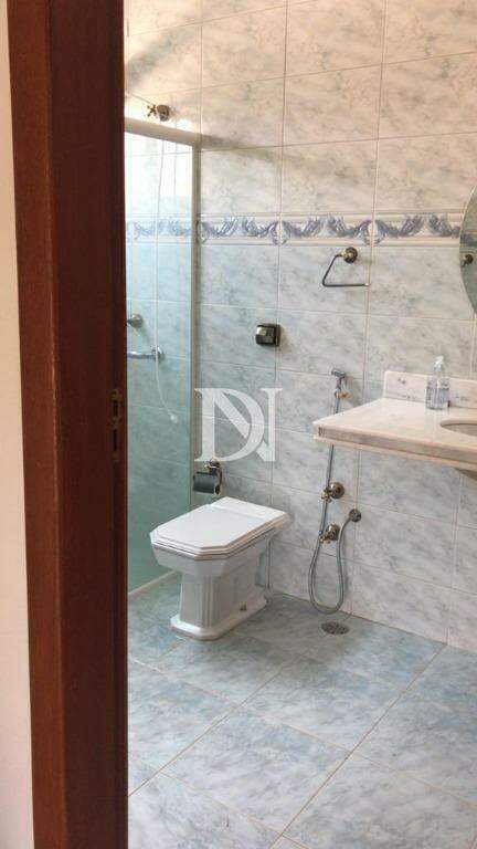 Casa em condomínio à venda no Condomínio Campos de Santo Antônio: 