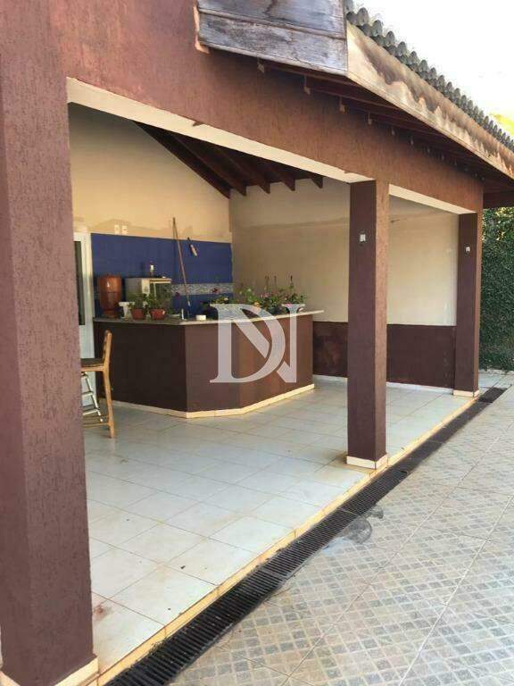 Casa em condomínio à venda no Condomínio Campos de Santo Antônio: 