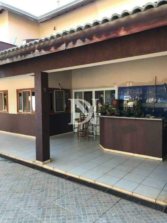 Casa em condomínio à venda no Condomínio Campos de Santo Antônio: 