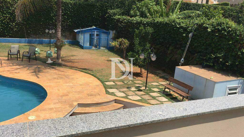 Casa em condomínio à venda no Condomínio Campos de Santo Antônio: 