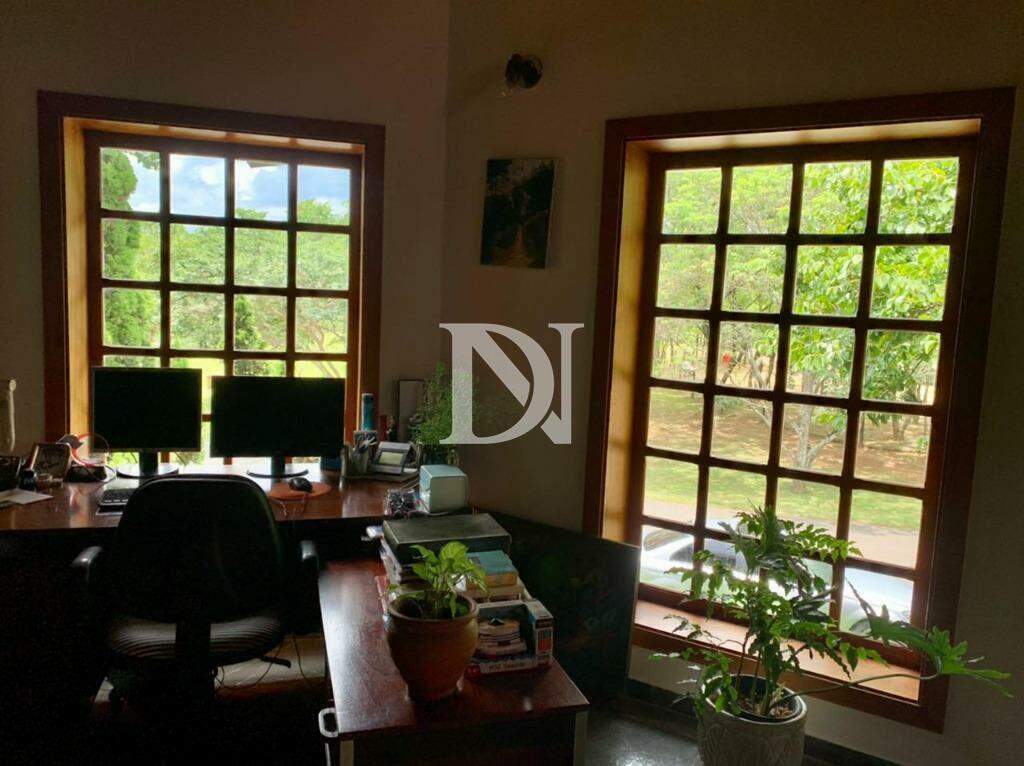 Casa em condomínio à venda no Condomínio Campos de Santo Antônio: 
