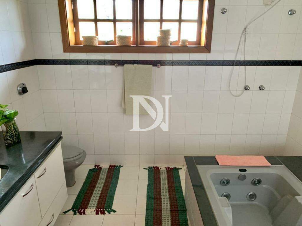 Casa em condomínio à venda no Condomínio Campos de Santo Antônio: 