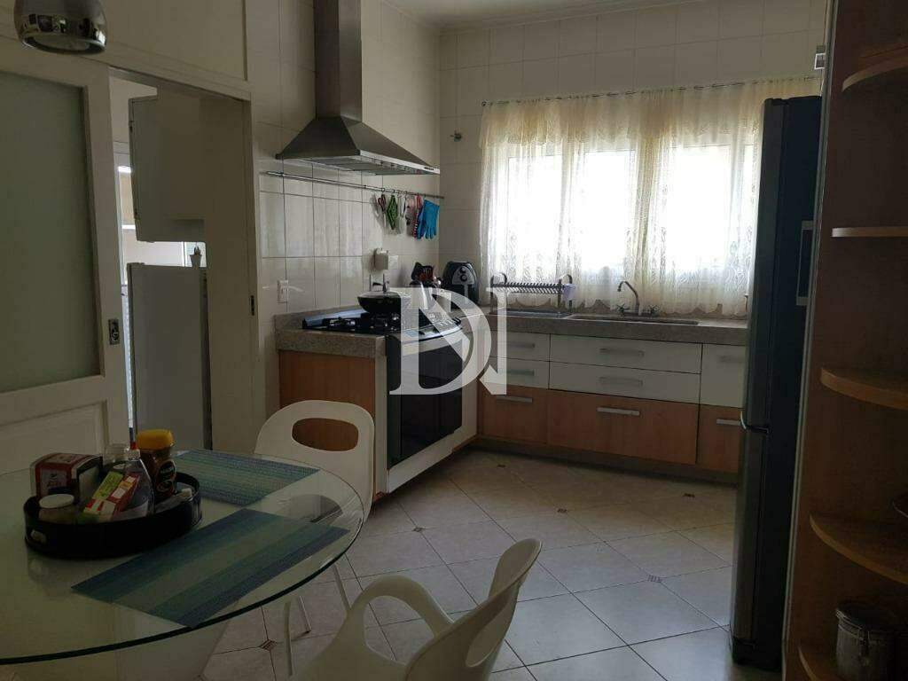 Casa em condomínio à venda no Condomínio Campos de Santo Antônio: 